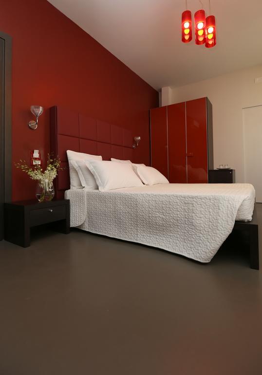 Residenza Crescenzio Ξενοδοχείο Ρώμη Δωμάτιο φωτογραφία